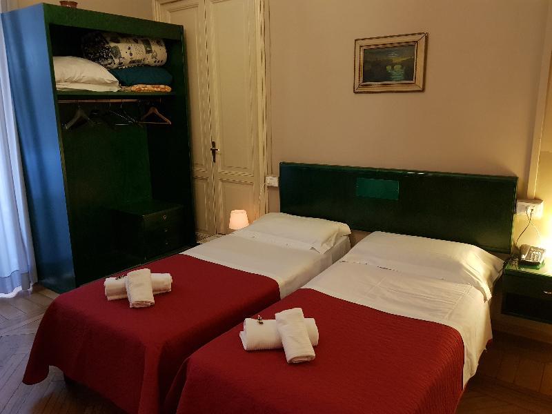 Hotel Suisse Genoa Bagian luar foto